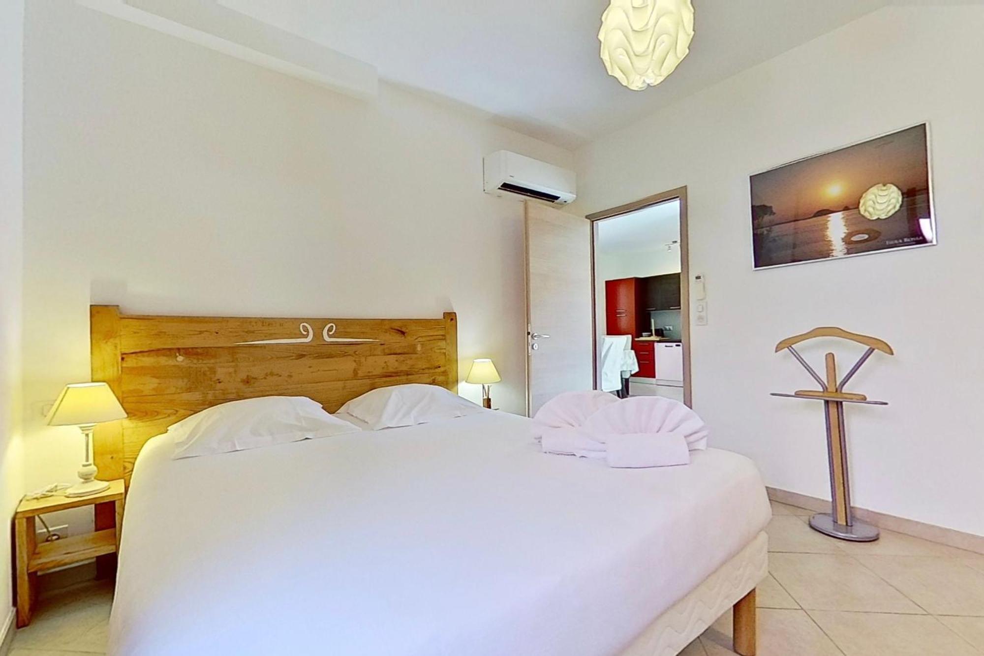 Villas Cala Corsa - 3 Et 4 Chambres - Cala Rossa Porto-Vecchio - Villas Entierement Climatisees Avec Piscine Chauffee Partagee Et Piscines Privees - Internet Gratuit ภายนอก รูปภาพ