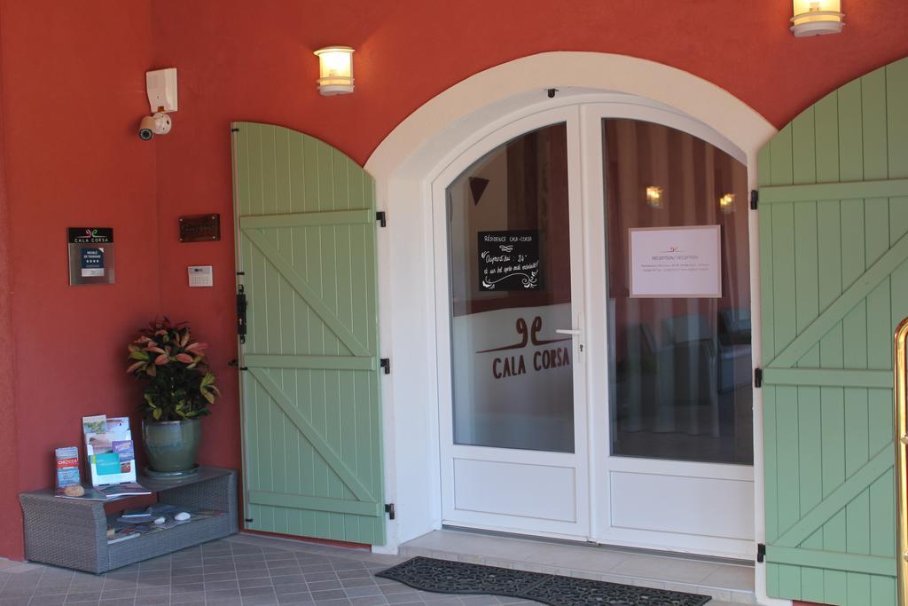 Villas Cala Corsa - 3 Et 4 Chambres - Cala Rossa Porto-Vecchio - Villas Entierement Climatisees Avec Piscine Chauffee Partagee Et Piscines Privees - Internet Gratuit ภายนอก รูปภาพ